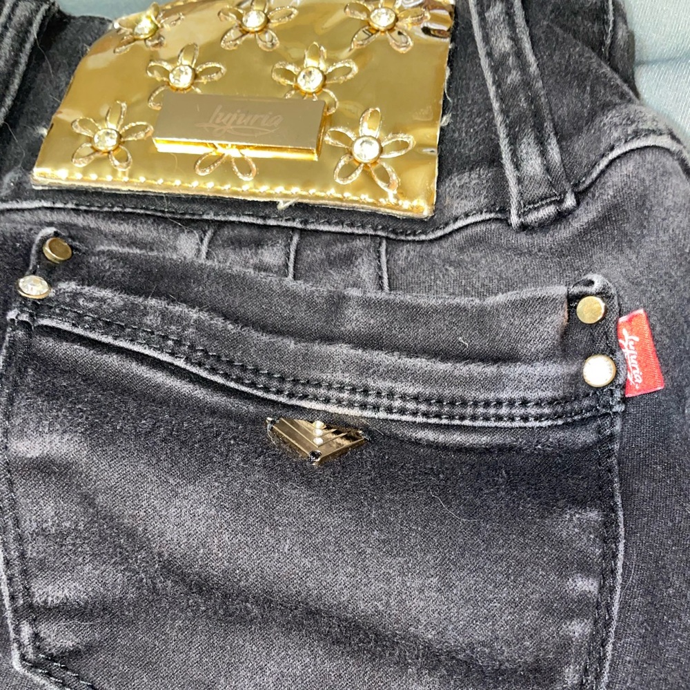 LUJURIA BUTT LIFTING FLARED JEANS - Picture 3 of 7